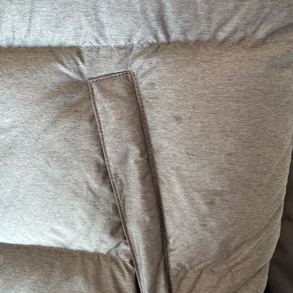 The North Face Men's Black and Gray Puffer Jacket - Picture 4 of 4